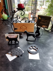 カフェ&セレクト雑貨&ロートアイアンのお店「Kenner&Regina」